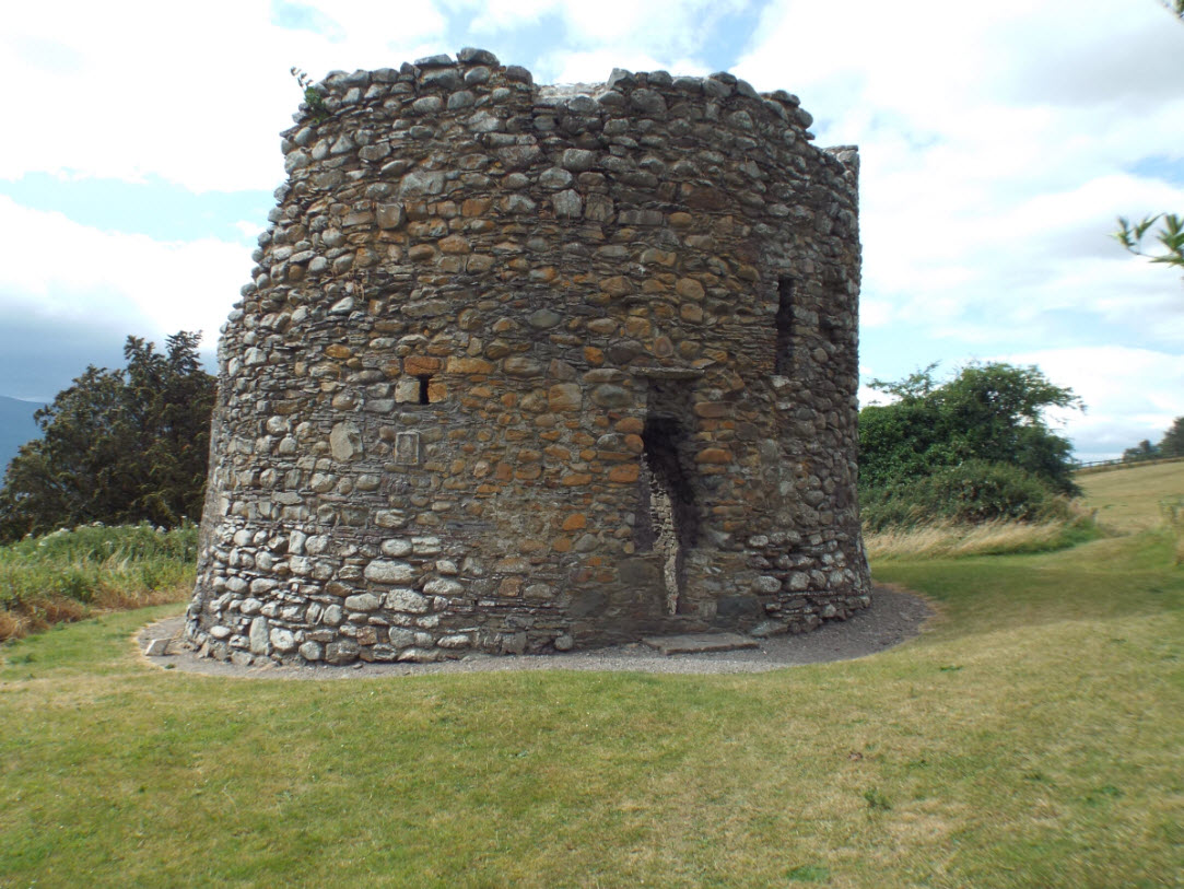 Parkavonear Castle, Ireland